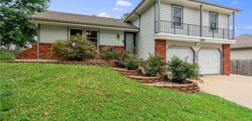 Homes for Sale in Kansas City, MO 64118 | 1206 NE 81st Terrace