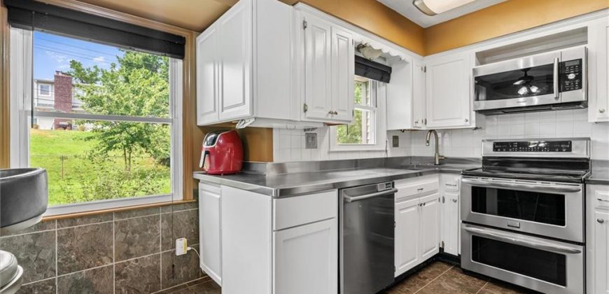 Homes for Sale in Kansas City, MO 64118 | 1206 NE 81st Terrace