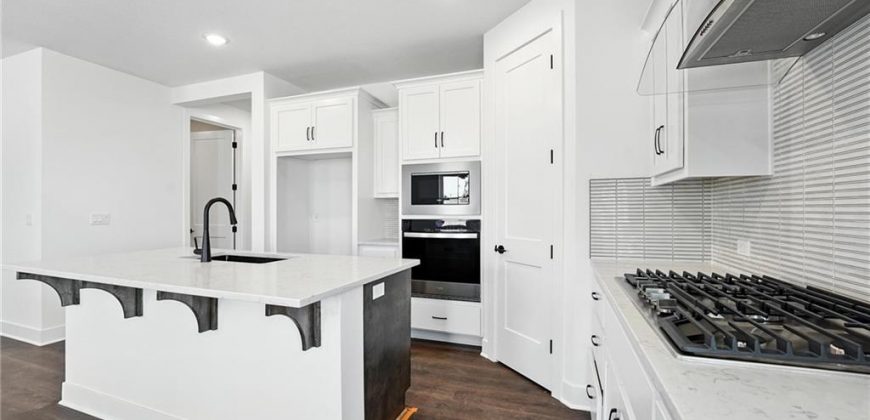 Homes for Sale in Kansas City, MO 64155 | 1719 NW 105th Street