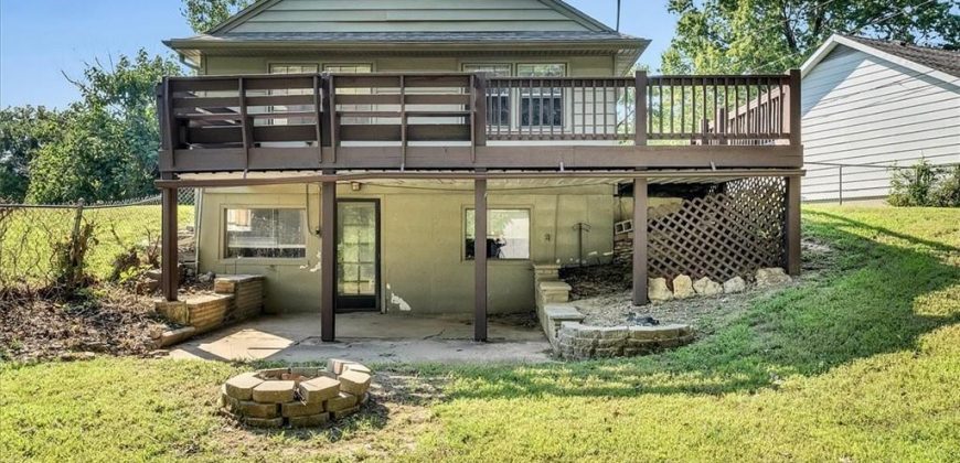 Homes for Sale in Kansas City, MO 64116 | 24 NW GREENTREE Lane