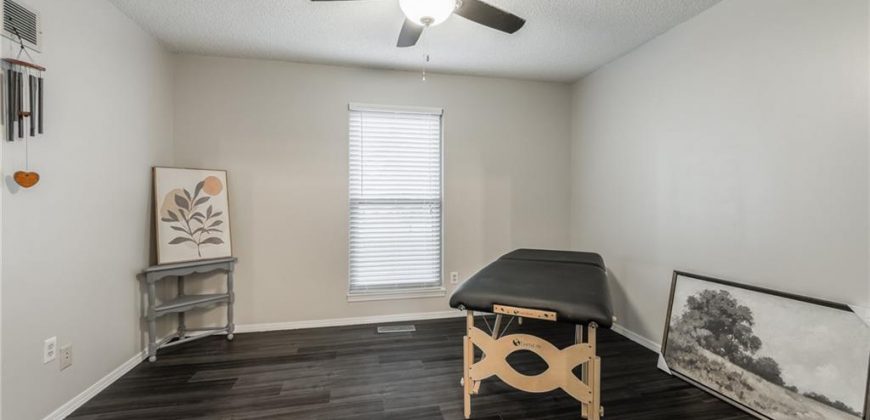 Homes for Sale in Gladstone, MO 64119 | 6015 N KANSAS Avenue