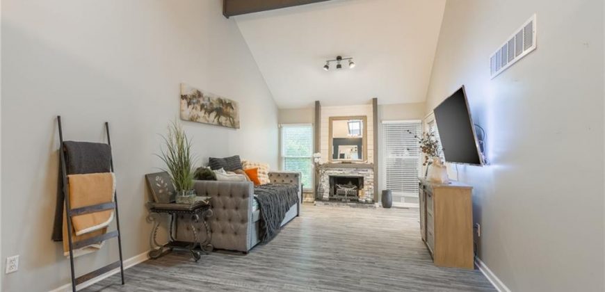 Homes for Sale in Gladstone, MO 64119 | 6015 N KANSAS Avenue