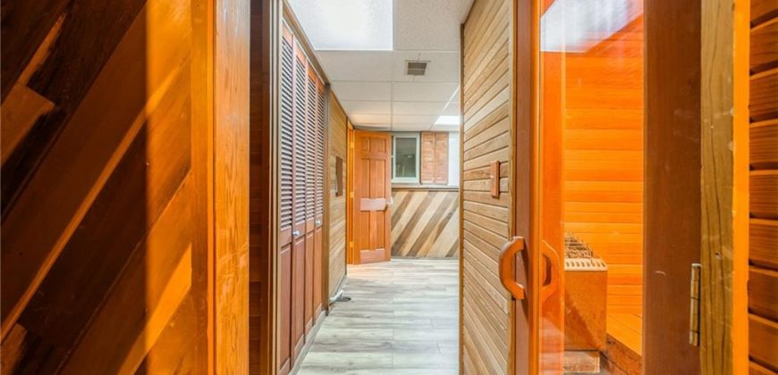 Homes for Sale in Gladstone, MO 64119 | 6015 N KANSAS Avenue