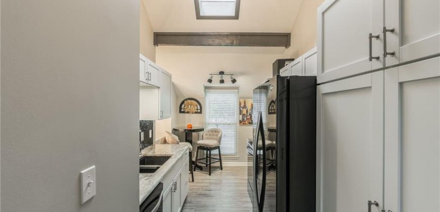 Homes for Sale in Gladstone, MO 64119 | 6015 N KANSAS Avenue