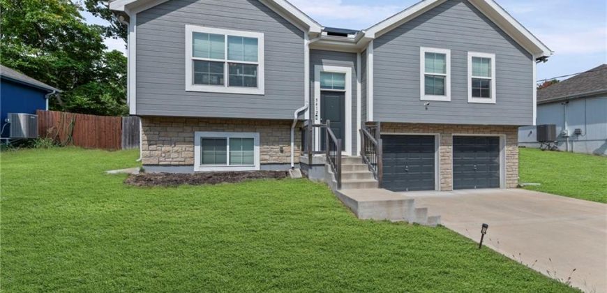 Homes for Sale in Kansas City, MO 64119 | 5412 NE 62nd Street