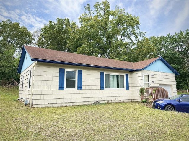 Homes for Sale in Kansas City, MO 64117 | 4614 NE Antioch Road
