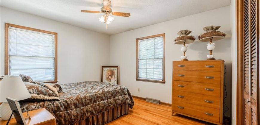 Homes for Sale in Kansas City, MO 64154 | 2301  86th Street