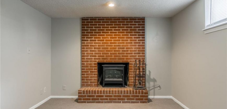 Homes for Sale in Kansas City, MO 64154 | 2301  86th Street