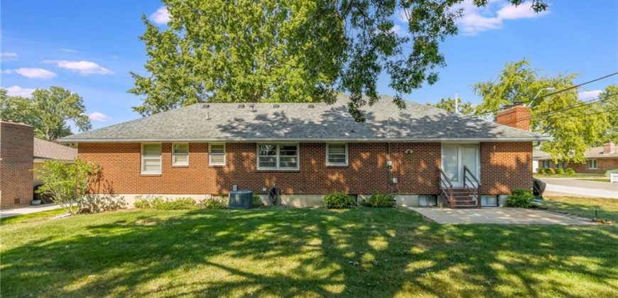 Homes for Sale in Kansas City, MO 64154 | 2301  86th Street