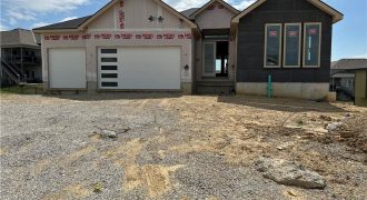 Homes for Sale in Kansas City, MO 64153 | 8203 NW 89th Terrace