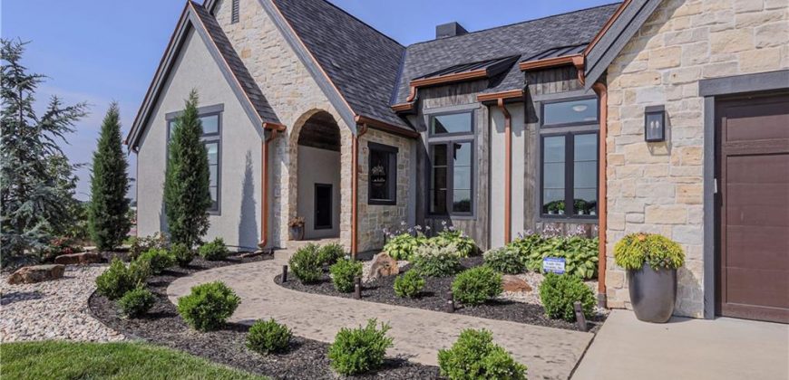 Homes for Sale in Kansas City, MO 64157 | 8512 N Booth Avenue