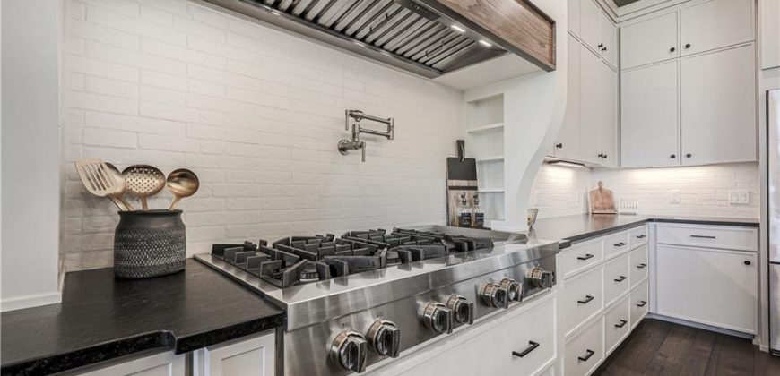 Homes for Sale in Kansas City, MO 64157 | 8512 N Booth Avenue