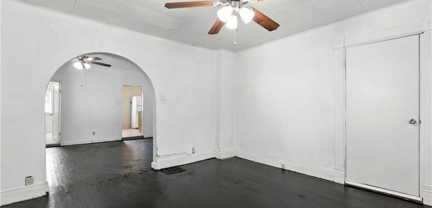 Homes for Sale in Excelsior Springs, MO 64024 | 216  Dunbar Avenue