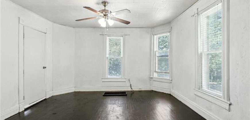 Homes for Sale in Excelsior Springs, MO 64024 | 216  Dunbar Avenue