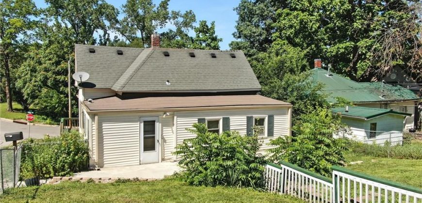 Homes for Sale in Excelsior Springs, MO 64024 | 216  Dunbar Avenue