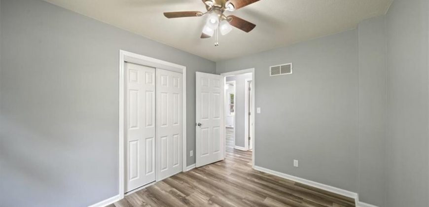 Homes for Sale in Kansas City, MO 64154 | 2405 NW Powderhorn Drive