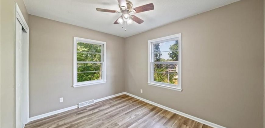 Homes for Sale in Kansas City, MO 64154 | 2405 NW Powderhorn Drive