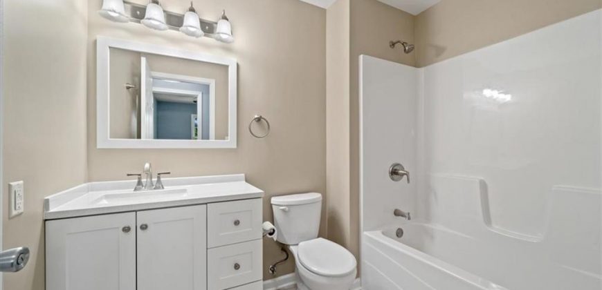 Homes for Sale in Kansas City, MO 64154 | 2405 NW Powderhorn Drive