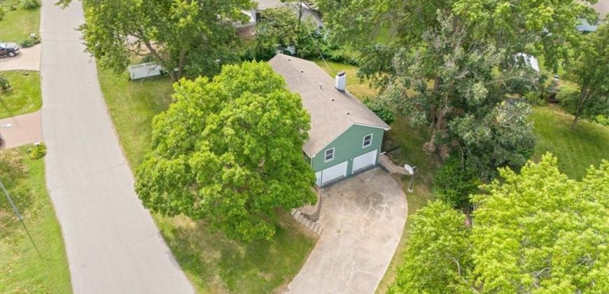 Homes for Sale in Kansas City, MO 64154 | 2405 NW Powderhorn Drive