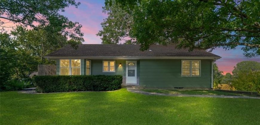 Homes for Sale in Kansas City, MO 64154 | 2405 NW Powderhorn Drive