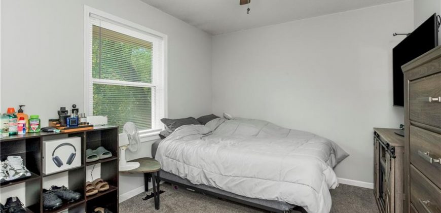 Homes for Sale in Kansas City, MO 64155 | 11018 N Kenwood Avenue