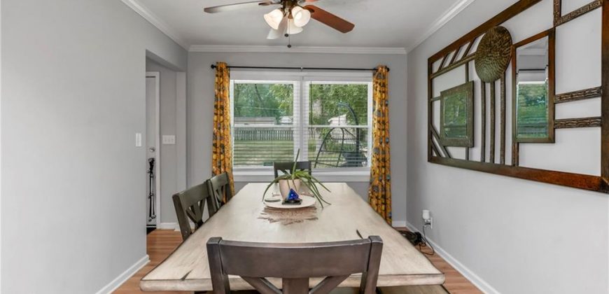 Homes for Sale in Kansas City, MO 64155 | 11018 N Kenwood Avenue