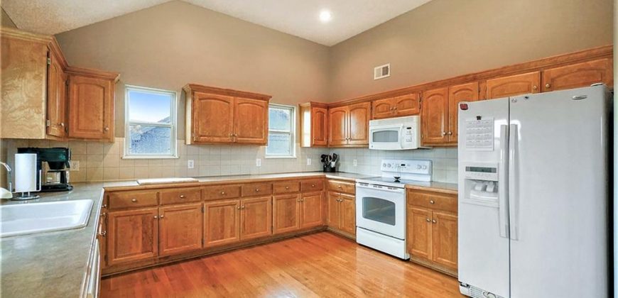 Homes for Sale in Kearney, MO 64060 | 1108 W 10TH Avenue