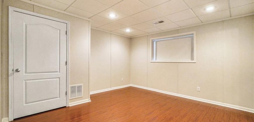 Homes for Sale in Kearney, MO 64060 | 1108 W 10TH Avenue