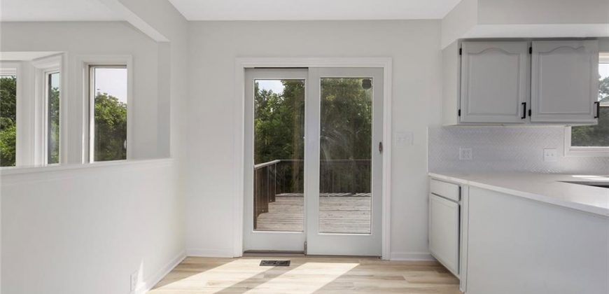 Homes for Sale in Kansas City, MO 64151 | 5601 N Flint Ridge Road