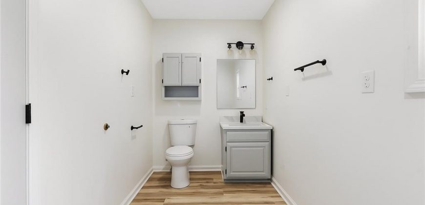 Homes for Sale in Kansas City, MO 64151 | 5601 N Flint Ridge Road