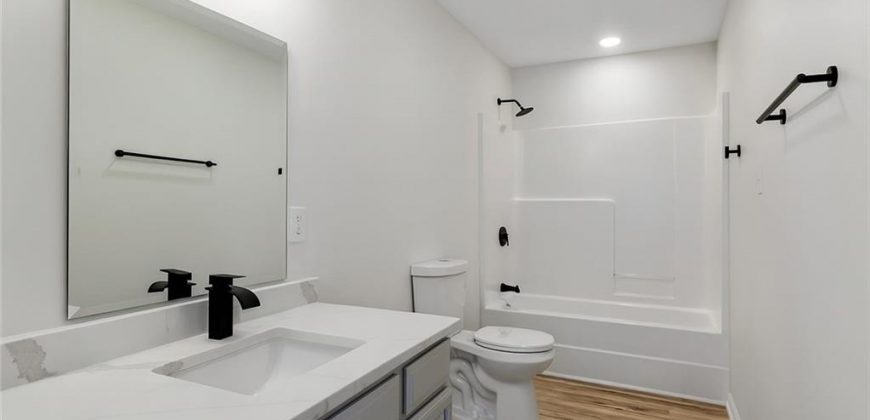 Homes for Sale in Kansas City, MO 64151 | 5601 N Flint Ridge Road