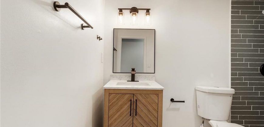 Homes for Sale in Kansas City, MO 64151 | 5601 N Flint Ridge Road