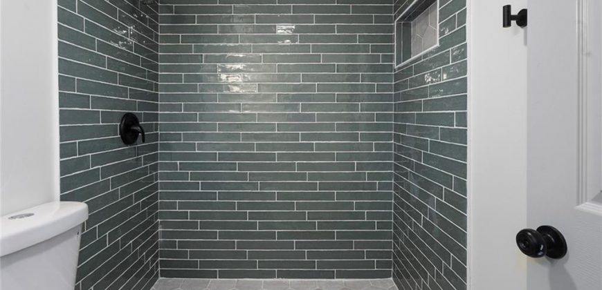 Homes for Sale in Kansas City, MO 64151 | 5601 N Flint Ridge Road