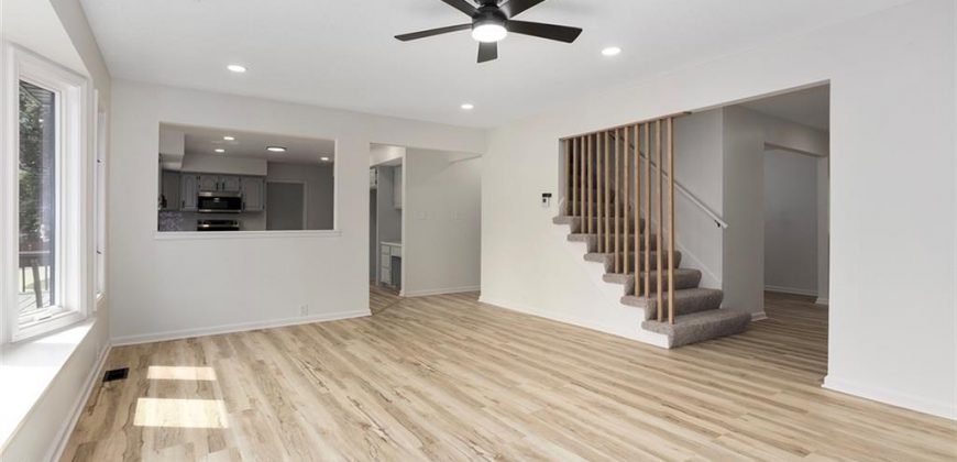 Homes for Sale in Kansas City, MO 64151 | 5601 N Flint Ridge Road