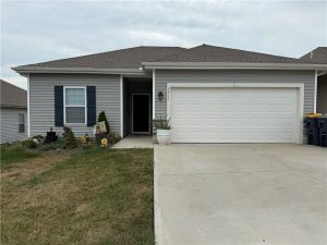 7711-NW-123rd-Terrace-mls-2577181-image-1