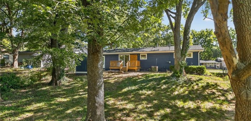Homes for Sale in Kansas City, MO 64152 | 7016  Coronado Street
