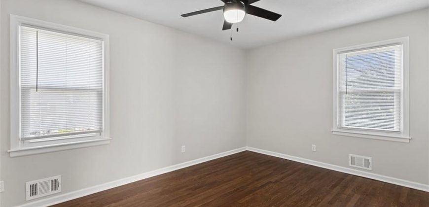 Homes for Sale in Kansas City, MO 64118 | 5425 N Flora Avenue