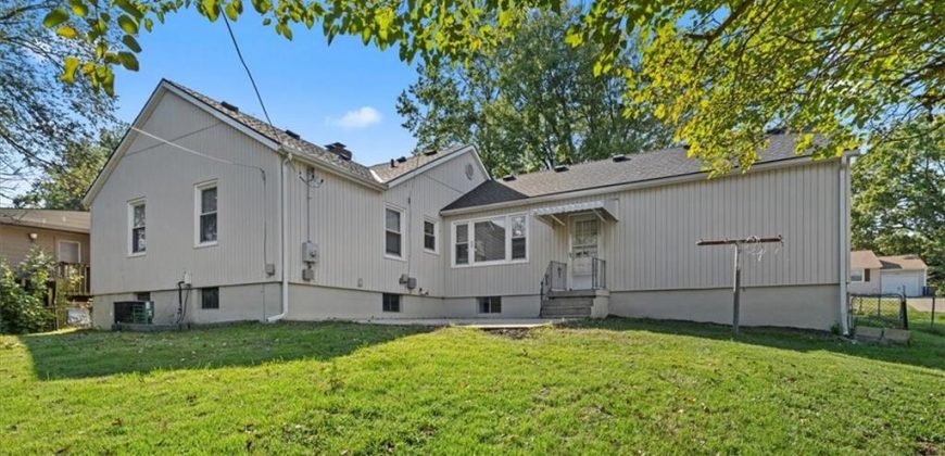 Homes for Sale in Kansas City, MO 64118 | 5425 N Flora Avenue