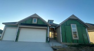 Homes for Sale in Parkville, MO 64152 | 7040 NW Forest Lakes Drive