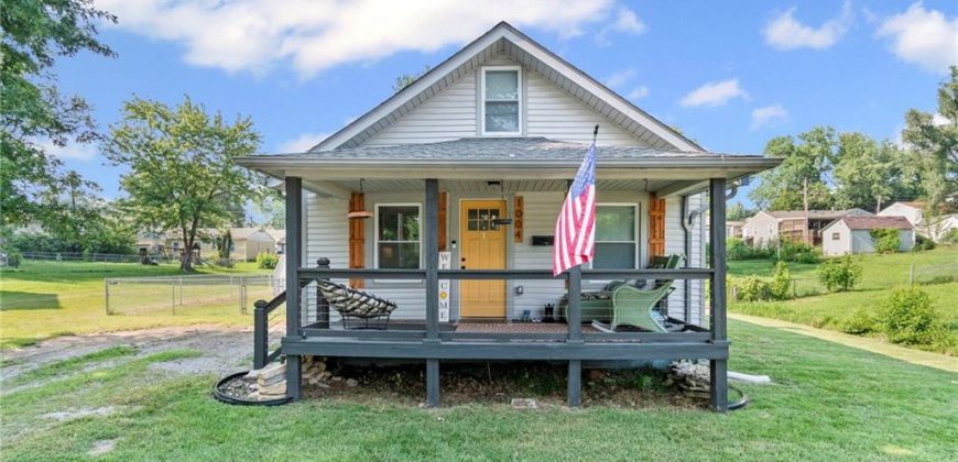 Homes for Sale in Excelsior Springs, MO 64024 | 1004  Hickory Street
