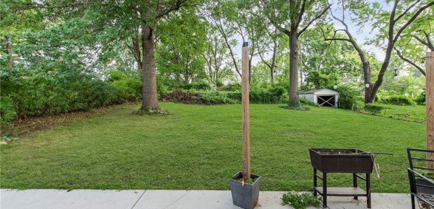 Homes for Sale in Gladstone, MO 64118 | 1306 NE 56th Terrace