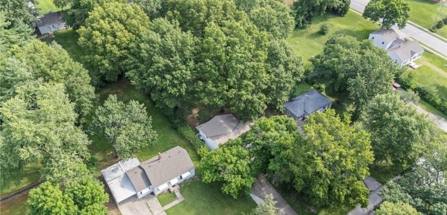 Homes for Sale in Gladstone, MO 64118 | 1306 NE 56th Terrace