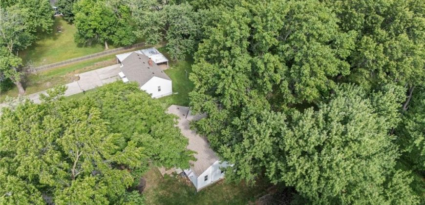 Homes for Sale in Gladstone, MO 64118 | 1306 NE 56th Terrace