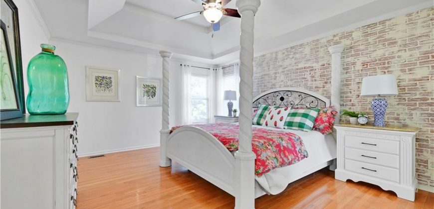 Homes for Sale in Kansas City, MO 64157 | 10744 N Laurel Avenue