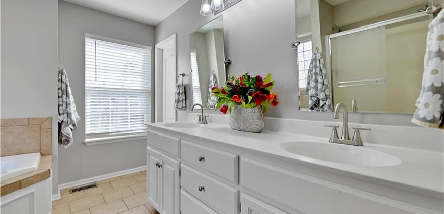 Homes for Sale in Kansas City, MO 64157 | 10744 N Laurel Avenue