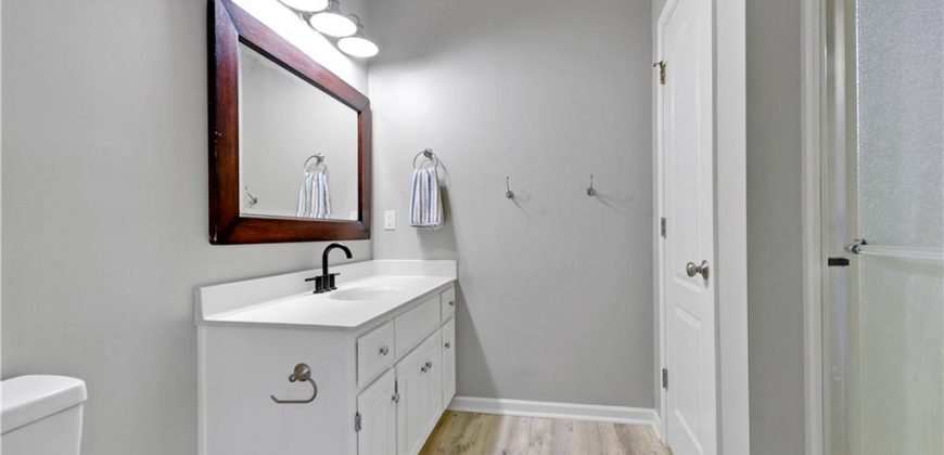 Homes for Sale in Kansas City, MO 64157 | 10744 N Laurel Avenue