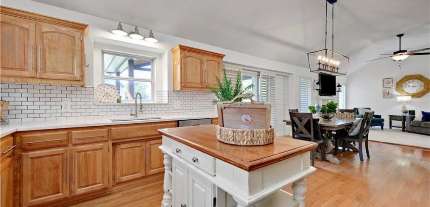 Homes for Sale in Kansas City, MO 64157 | 10744 N Laurel Avenue