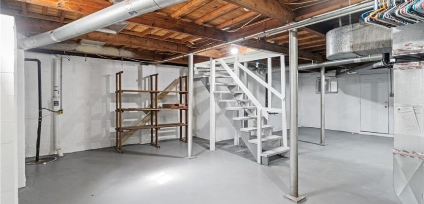 Homes for Sale in Kansas City, MO 64116 | 4533 N Locust Street