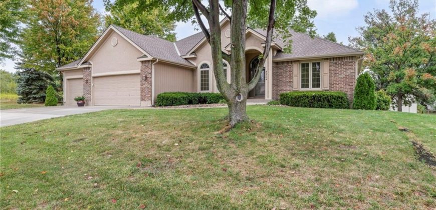 Homes for Sale in Kansas City, MO 64151 | 5704 NW 81st Street