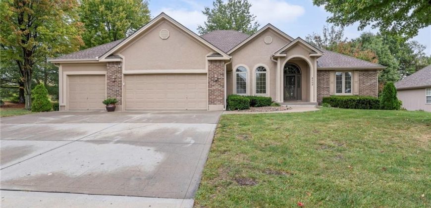 Homes for Sale in Kansas City, MO 64151 | 5704 NW 81st Street